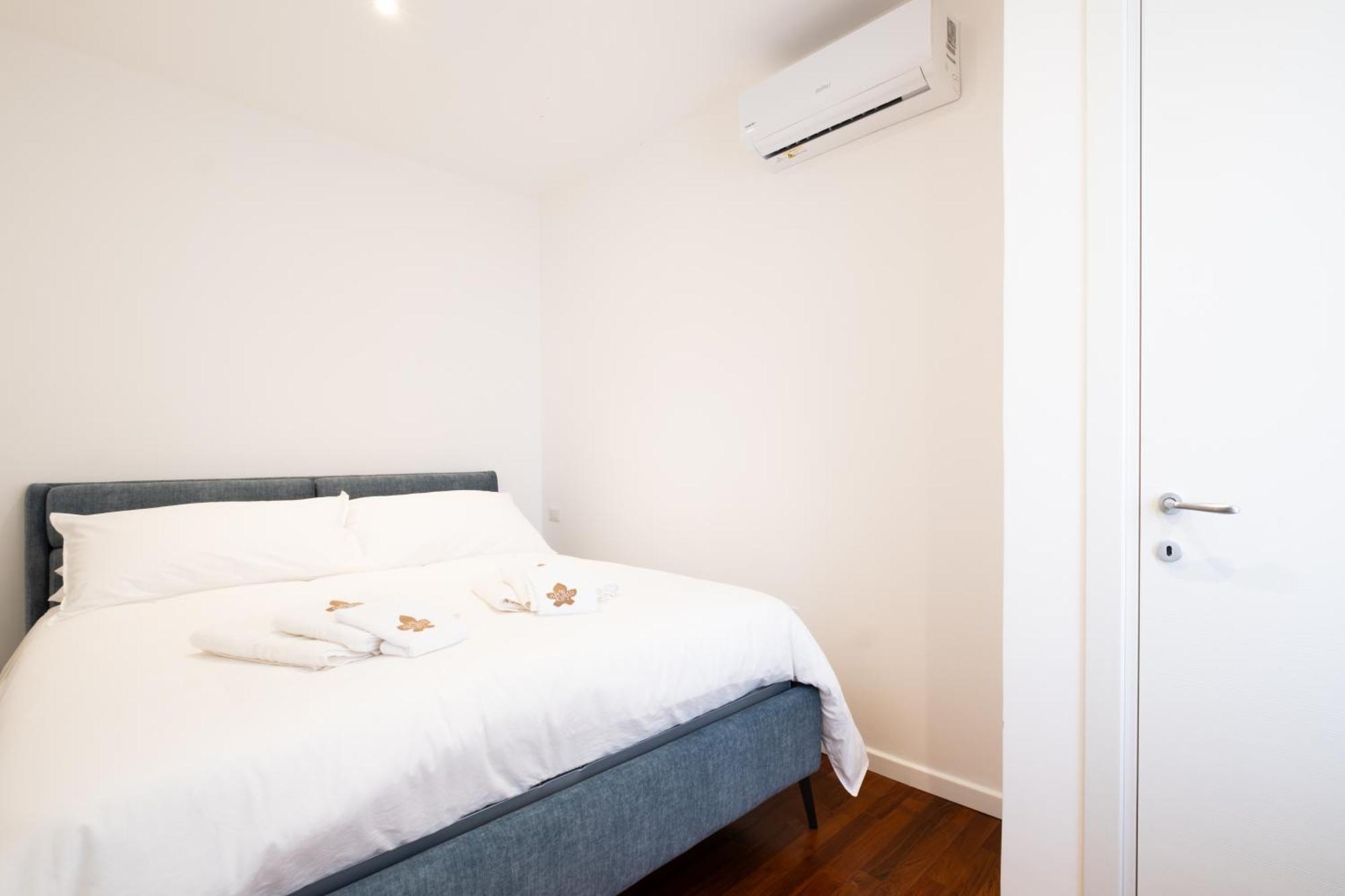 Apartament The Apulian Loft Bari - Via Celentano Zewnętrze zdjęcie