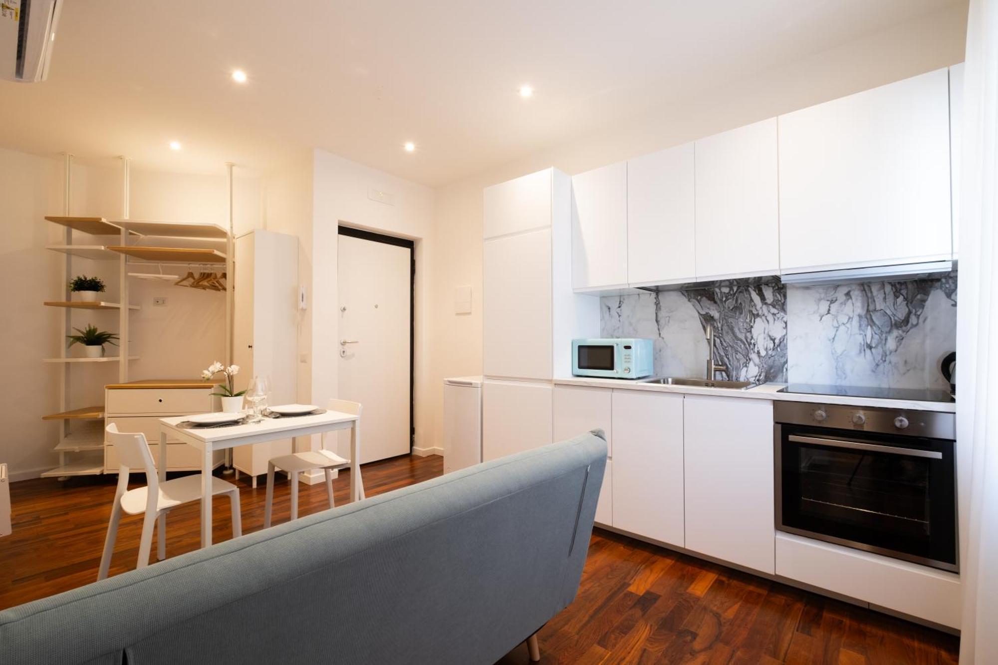 Apartament The Apulian Loft Bari - Via Celentano Zewnętrze zdjęcie